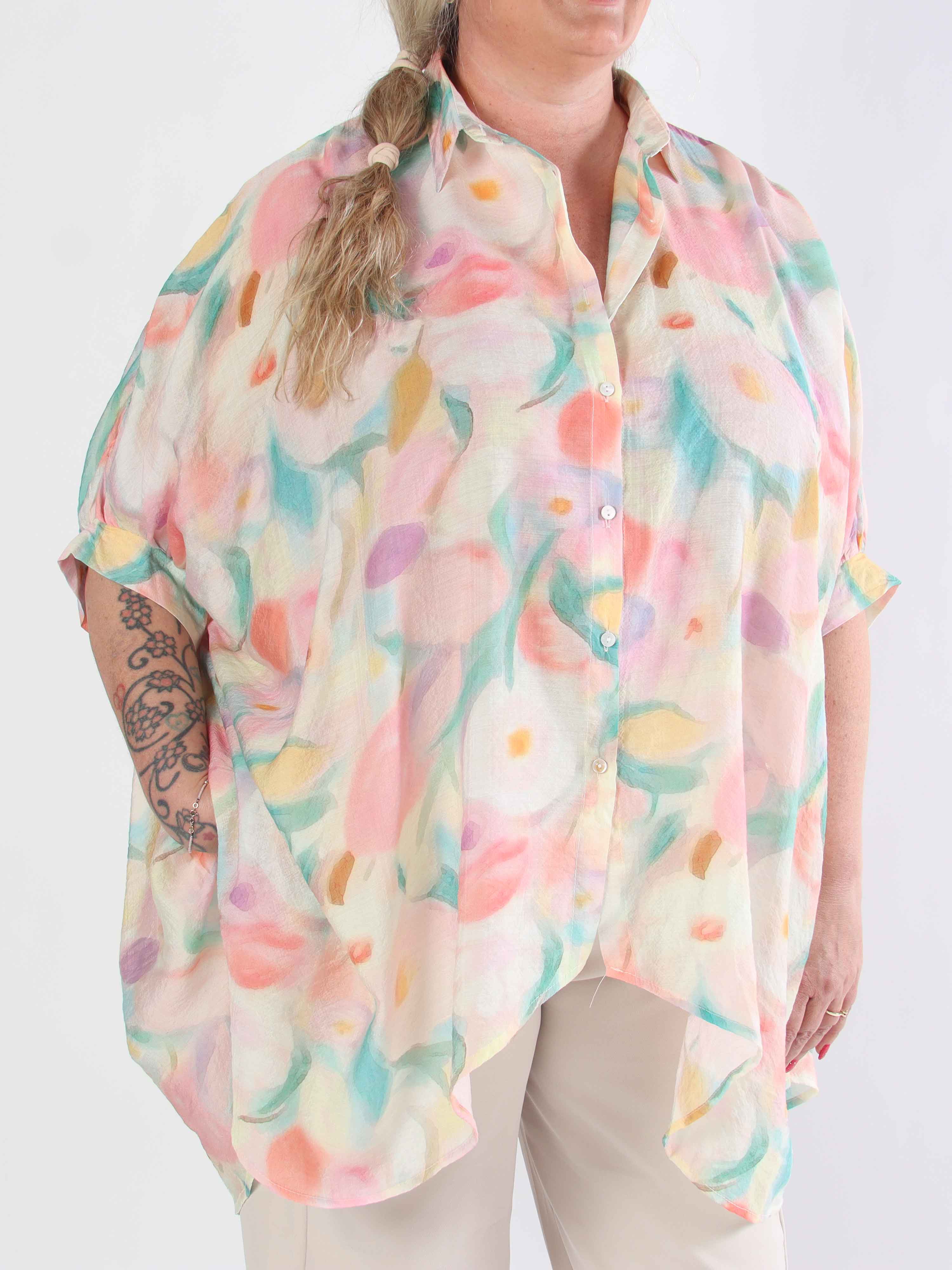 Almine - Flerfarvet plus size tunika i løs pasform